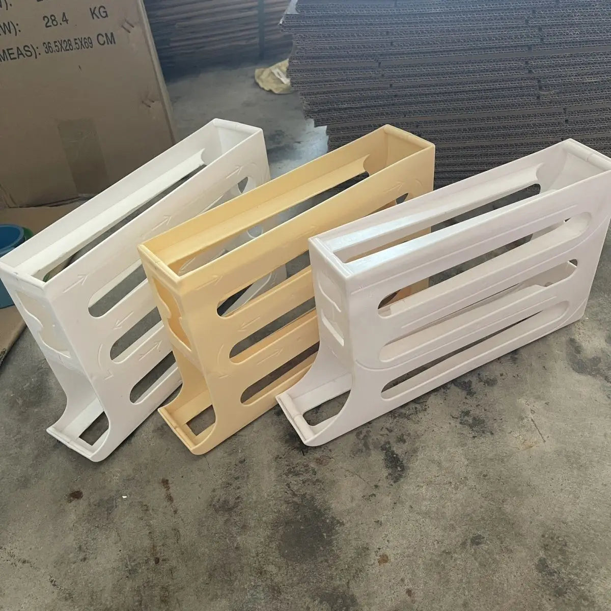 Dispositif de stockage automatique des œufs Boîte de rangement pour réfrigérateur domestique Boîte à œufs Peut contenir 30 œufs Support à œufs de haute qualité Cuisine