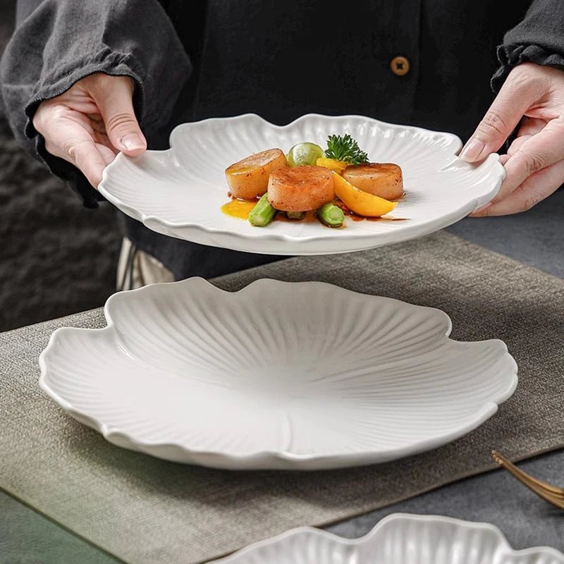 Assiette en céramique en forme de fleur - Pour steaks, pâtes, desserts et salades - Cuisine Chez Nadine