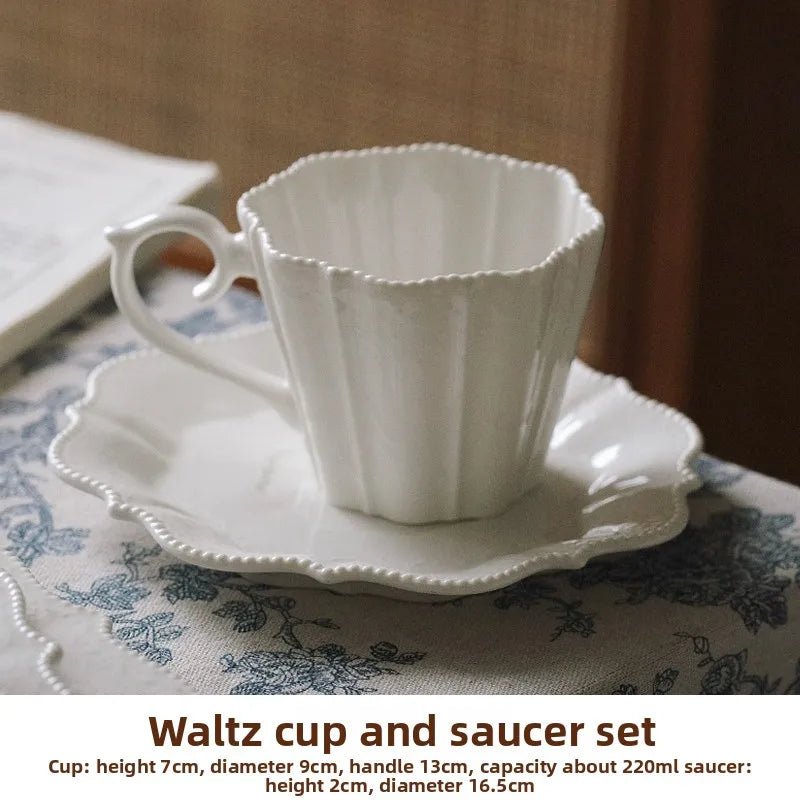 Assiette en céramique haut de gamme motif floral - Style français pour salades, steaks et soupes - Cuisine Chez Nadine