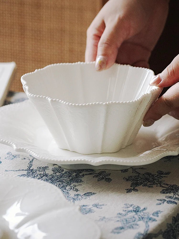 Assiette en céramique haut de gamme motif floral - Style français pour salades, steaks et soupes - Cuisine Chez Nadine