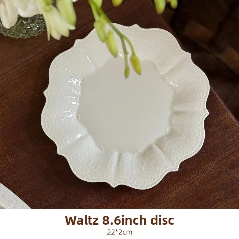 Assiette en céramique haut de gamme motif floral - Style français pour salades, steaks et soupes - Cuisine Chez Nadine