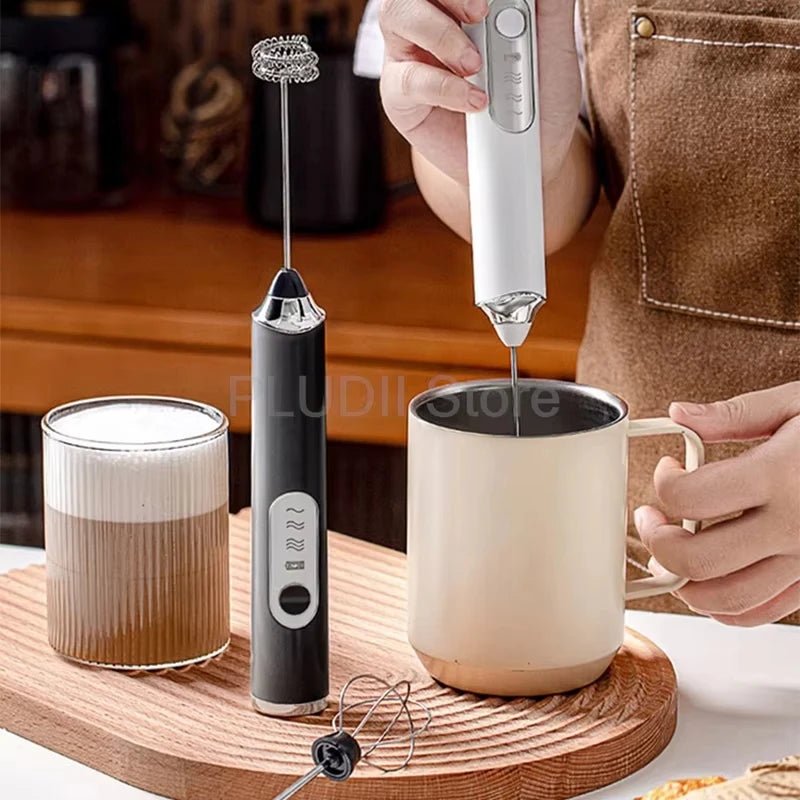 Batteur Électrique et Mousseur à Lait 3 Vitesses - Fouet Double Tige Rechargeable pour Crème, Café et Pâtisserie - Cuisine Chez Nadine