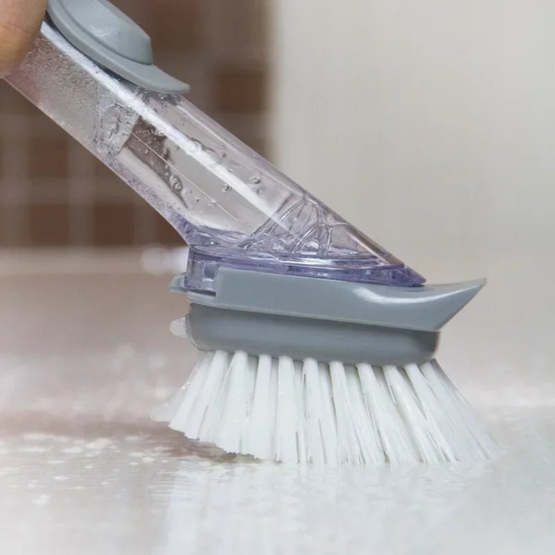 Brosse de Nettoyage à Manche Long avec Distributeur de Savon - Éponge pour Vaisselle - Cuisine Chez Nadine