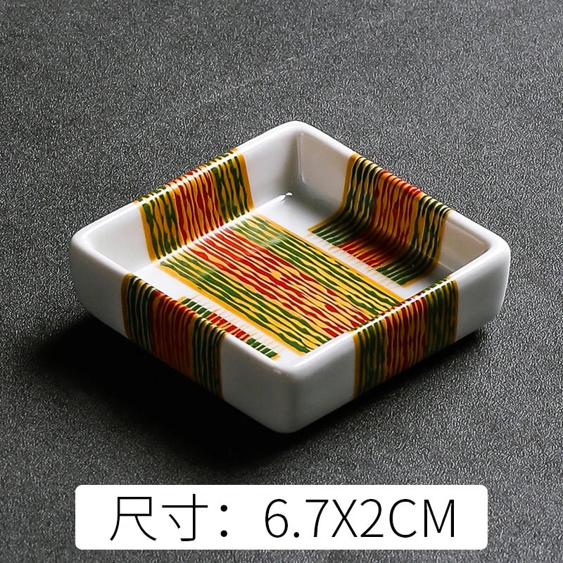 Coupelle carrée en céramique pour sauces - Assiette japonaise peinte à la main pour condiments et apéritifs - Cuisine Chez Nadine