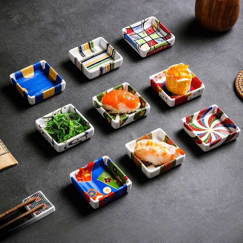 Coupelle carrée en céramique pour sauces - Assiette japonaise peinte à la main pour condiments et apéritifs - Cuisine Chez Nadine