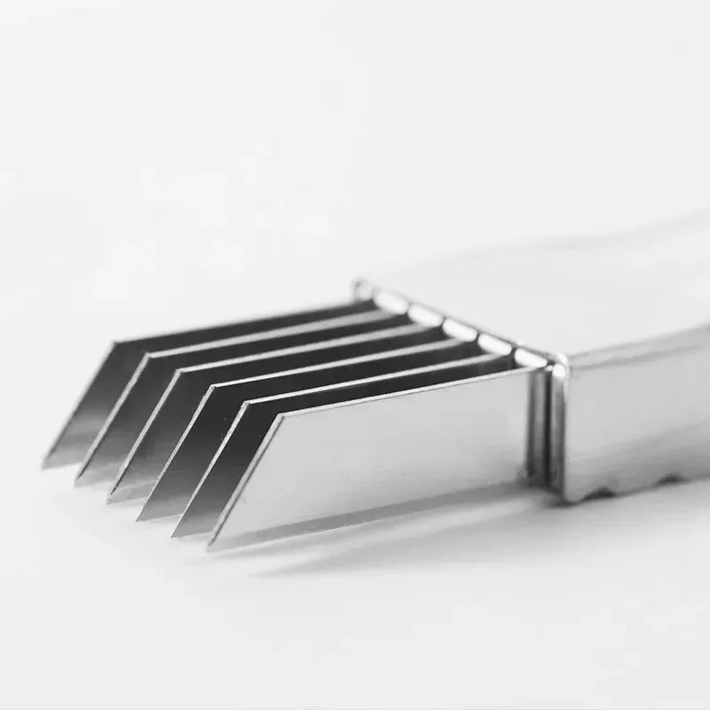 Couteau à Oignons Verts avec Poignée Courbée en Acier Inoxydable - Hachoir Rapide pour Aliments et Légumes - Cuisine Chez Nadine