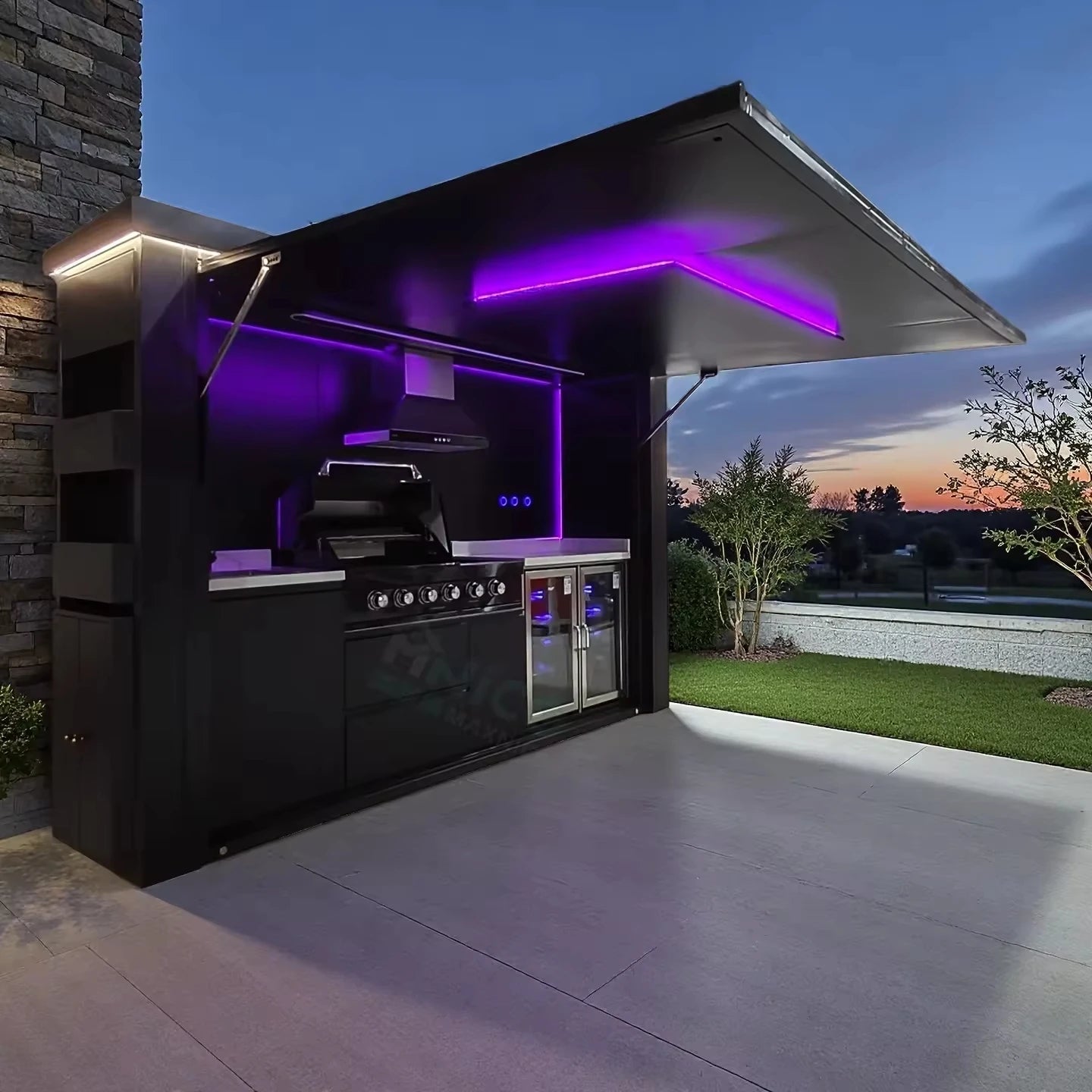 Cuisine de Jardin Personnalisée - Armoires Modulaires avec Île Grill, Boîtier Aluminium et Éclairage LED - Cuisine Chez Nadine