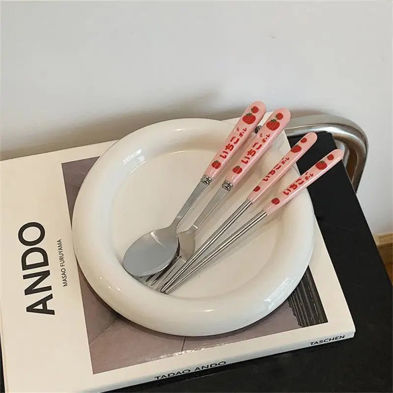 Ensemble de Couverts en Acier Inoxydable Portable avec Boîte - Kit Cuillère Fourchette Baguettes - Cuisine Chez Nadine