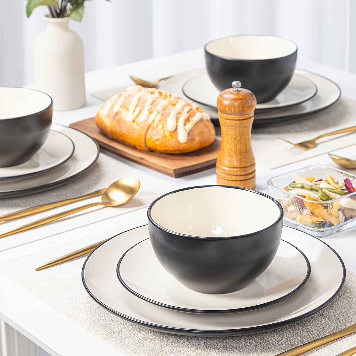 Ensemble de vaisselle QOMO - 1996 12 pièces en céramique - Design moderne haut de gamme - Cuisine Chez Nadine