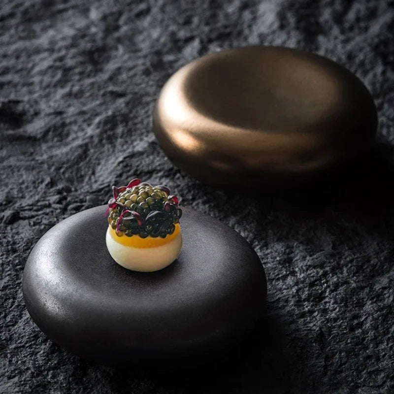 Petite assiette en céramique style français - Assiette créative pour apéritifs, desserts et cuisine occidentale - Cuisine Chez Nadine