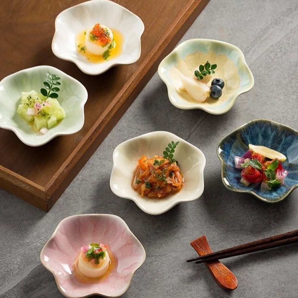 Plat à tremper en céramique style japonais - Forme de lotus avec glaçure artisanale - Bol miniature rétro pour sauce et fondue - Cuisine Chez Nadine