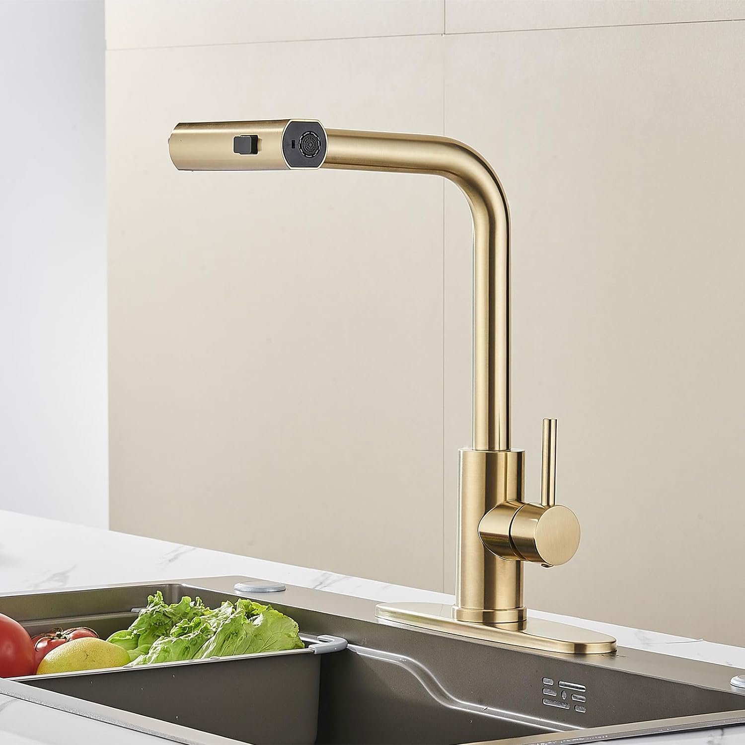 Robinet de cuisine or brossé avec douchette rétractable - Mitigeur cascade tactile en laiton pour évier - Design moderne commercial - Cuisine Chez Nadine