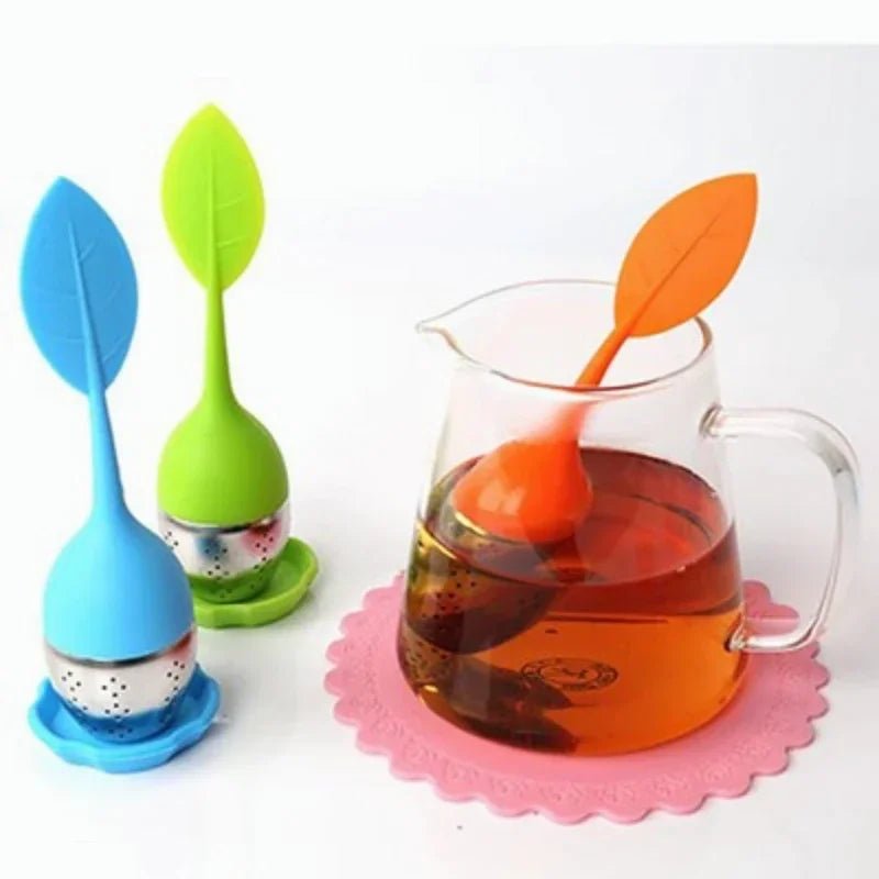 Titre : Infuseur à Thé Acier Inoxydable Mailles Fines Filtre Poignée Silicone Feuille Sans BPA Plateau Égouttoir Thé en Vrac - Cuisine Chez Nadine