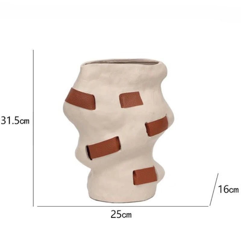 Vase décoratif moderne en résine beige - Pièce maîtresse élégante pour table et bureau - Cuisine Chez Nadine